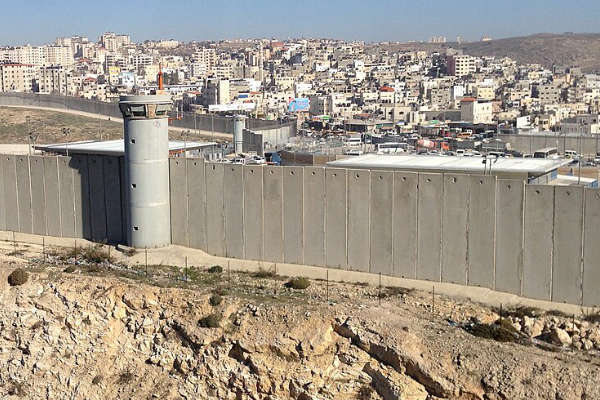 Evening Without Borders: An Architecture of Repression on Nov. 5.